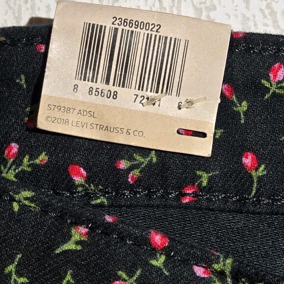 Levi's Shorts Women's Size 24W Black Denim Floral Mid Length Stretch Mid Rise - Picture 4 of 7